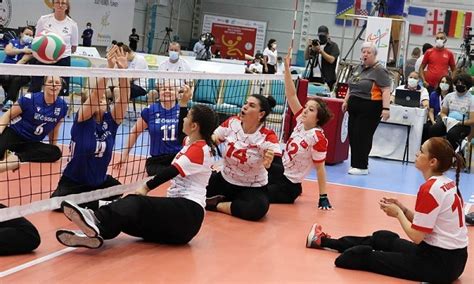 Voleybol Maçlarında En Popüler Tribünler ve Bilet Fiyatları